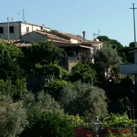 Holiday Via Largo Piana